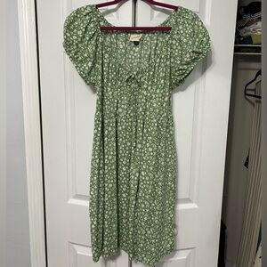 Universal Thread Green Floral Midi Dress